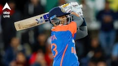 বিরল নজির গড়ার পথে সূর্যকুমার, রোহিতের রেকর্ড ভেঙে গড়বেন বিশ্বরেকর্ড?