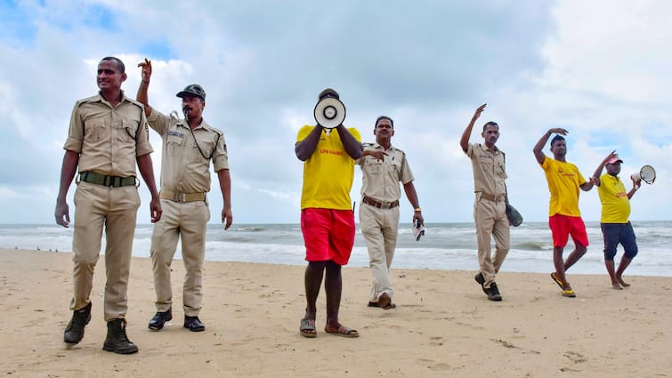 Cyclone ‘Montha’ Weakens Into Storm; Odisha Sees Heavy Rain, Yellow Alert Issued In 11 District Cyclone ‘Montha’ Weakens Into Storm; Odisha Sees Heavy Rain, Yellow Alert Issued In 11 District