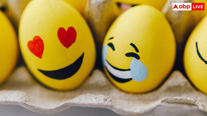 साथ ही, तब जापान में एक ट्रेडिशन था कांजिका. इसमें बड़ी बाते बस एक सिंबल के जरिए कही जाती थीं. इन्हें देखकर कुरिटा ने 176 आइकंस 12 बाय 12 के ग्रिड पर बनाए और ये बना दुनिया का सबसे पहला इमोजी सेट.