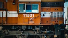 एक ट्रेन में क्यों लगाए जाते हैं दो-दो इंजन, कैसे किया जाता है इन्हें कंट्रोल?