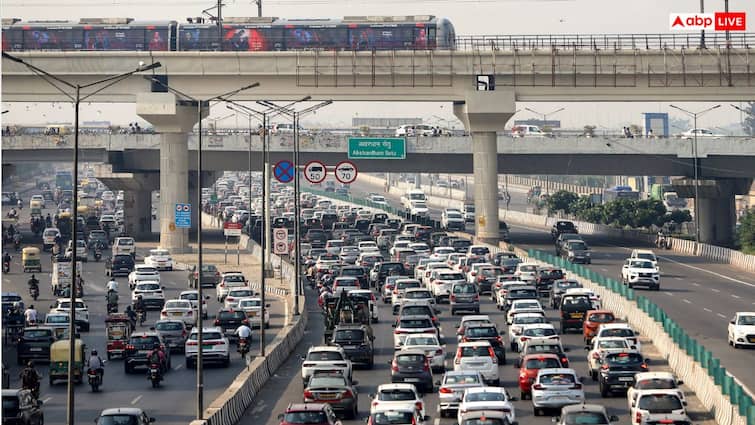 Parking Fees Doubled In Delhi Amid GRAP II, Pollution Woes — Check Rates