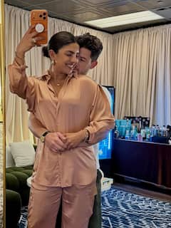 निक जोनस की बाहों में दिखीं प्रियंका चोपड़ा, मालती की क्यूटनेस पर अटका फैंस का दिल