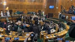 Video: जम्मू कश्मीर विधानसभा में जोरदार हंगामा, स्पीकर से नाराज हुए BJP विधायक, NC MLA से भिड़े