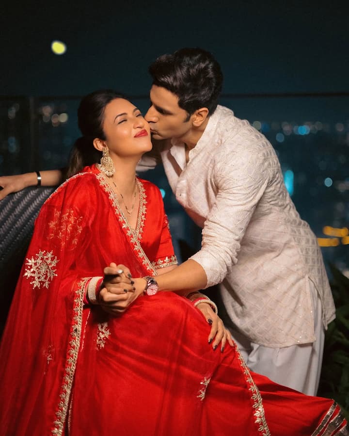 दिव्यांका ने कहा- अभी हम दोनों ही बेबी को लेकर तैयार महसूस करते हैं. हम घर पर भी इस बारे में बात करते हैं.