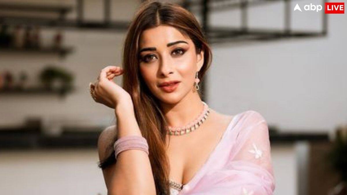 टीवी की इस हसीना को कॉम्प्रोमाइज के लिए आया फोन, ओछे पोज देने के लिए फोटोग्राफर्स ने कहा