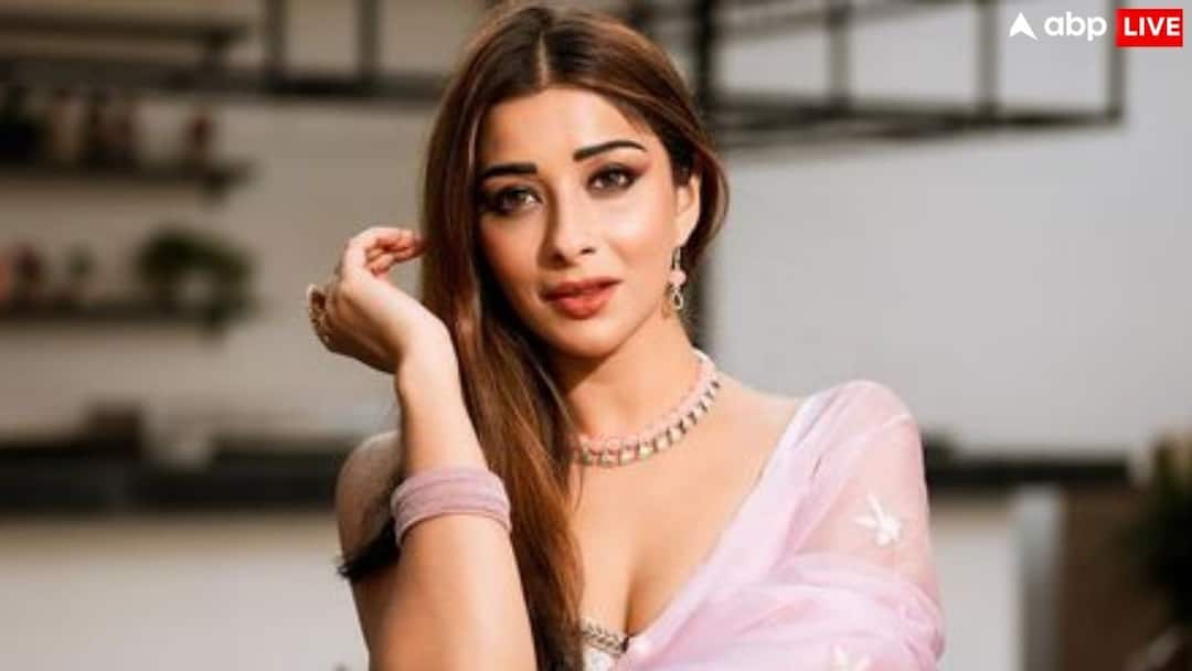 टीवी की इस हसीना को कॉम्प्रोमाइज के लिए आया फोन, ओछे पोज देने के लिए फोटोग्राफर्स ने कहा