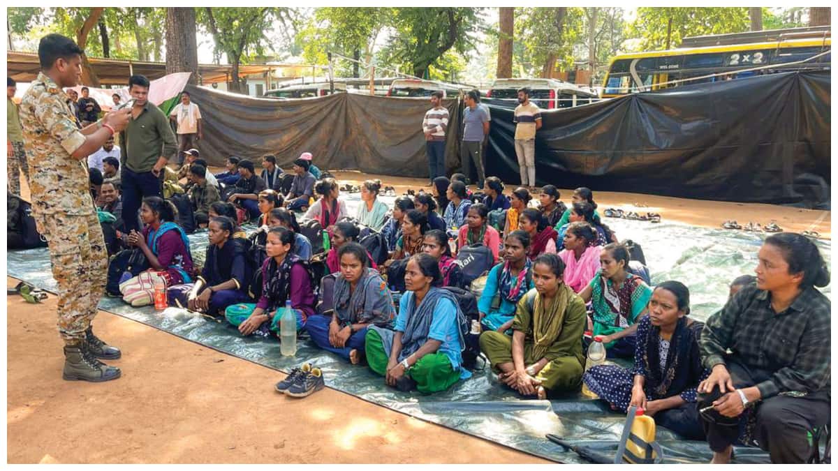 Maoist Surrender Rehabilitation 2025: లొంగిపోయిన మావోయిస్టులు ఎక్కడ ఉంటున్నారు? వారి కోసం ప్రభుత్వాలు ఏమైనా ప్రత్యేక కార్యక్రమాలు చేపడుతున్నాయా?