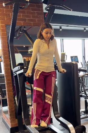 अलीकडेच तिने इंस्टाग्रामवर आपल्या सकाळच्या सवयीबद्दल एक पोस्ट करत म्हणाली, की ती रोज सकाळी रिकाम्या पोटी कच्चा लसूण खाते.