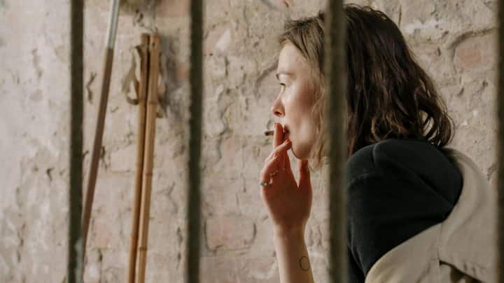 If any member of the house smokes, it has a deep impact on the children. Apart from this, many teenage girls believe that smoking cigarettes will make them look more adult.