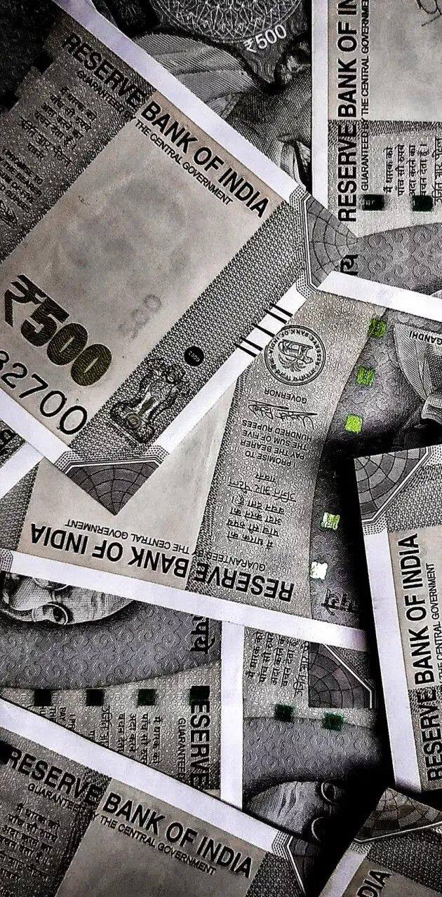 पुढच्या 7 दिवसांत फक्त आवश्यक खर्च करा. याने तुमचे फक्त पैसेच वाचत नाहीत तर पैसे खर्च करण्याची सवय सुद्धा मोडते.