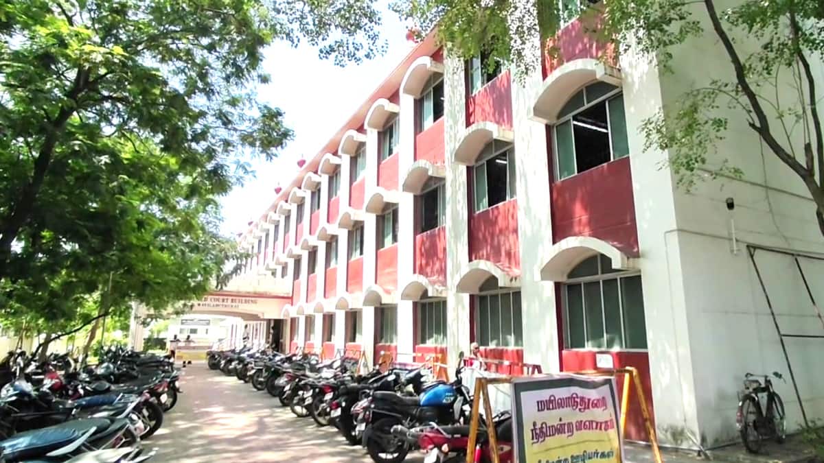 ஒரு கொலை வழக்கு : 9 பேருக்கு ஆயுள் தண்டனை விதித்து மயிலாடுதுறை நீதிமன்றம் பரபரப்பு தீர்ப்பு