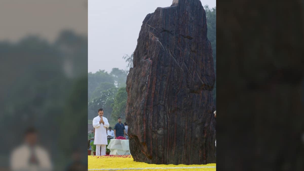 Rahul, Sonia Gandhi Pay Tribute To Indira Gandhi On Her Death Anniversary