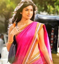 अरबाज की इस 'गर्लफ्रेंड' ने करीना के 'बॉयफ्रेंड' संग शादी कर इंडस्ट्री से बनाई दूरी, क्या आपको याद है 'तेरी जवानी बड़ी मस्त-मस्त है' वाली एक्ट्रेस?