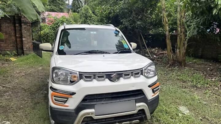 अगर आप पुरानी कार खरीदने की सोच रहे हैं. तो उससे पहले कुछ बातें ध्यान में रखना जरूरी है. सबसे पहले कार के डाॅक्यूमेंट जरूर चेक करें जिनमें आरसी, इंश्योरेंस पेपर, पॉल्यूशन सर्टिफिकेट, और सर्विस रिकॉर्ड देखें कि कार पर कोई कानूनी मामला या फिर बकाया तो नहीं