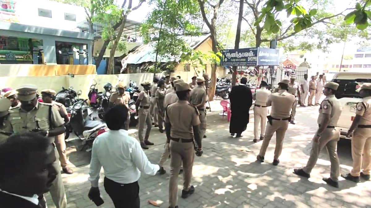 ஒரு கொலை வழக்கு : 9 பேருக்கு ஆயுள் தண்டனை விதித்து மயிலாடுதுறை நீதிமன்றம் பரபரப்பு தீர்ப்பு