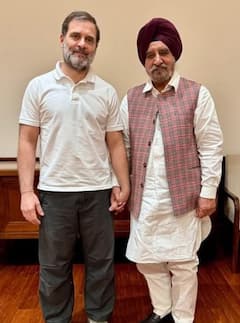 ਪੰਜਾਬ ਦੀ ਸਿਆਸਤ 'ਚ ਮੱਚੀ ਹਲਚਲ! ਕਾਂਗਰਸ ਪਾਰਟੀ ਦੇ ਸੀਨੀਅਰ ਲੀਡਰ ਵੱਲੋਂ ਅਸਤੀਫ਼ਾ