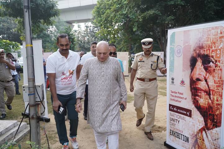 शाहदरा जिला पुलिस की इस पहल ने लोगों को यह याद दिलाया कि राष्ट्र की ताकत उसकी एकजुटता में निहित है.