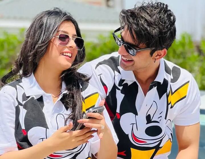 हालांकि अभिषेक-ईशा का काफी पहले ही ब्रेकअप हो चुका है, लेकिन आज भी इनके रिलेशनशिप की बातें हो ही जाती हैं.