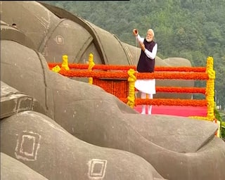 Live :અખંડ ભારતના શિલ્પી સરદાર પટેલની જન્મજયંતિની ઉજવણી, PM મોદીએ આપી પુષ્પાંજલિ