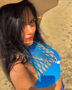 गौरव खन्ना की वाइफ की 8 तस्वीरें: सोशल मीडिया क्वीन हैं आकांक्षा चमोला, यहां देखें सिजलिंग लुक