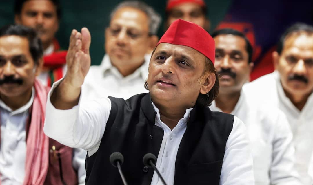 यूपी में SIR के साथ होगी जातियों की गणना? अखिलेश यादव की इस मांग ने बढ़ाई हलचल Akhilesh yadav Demand Caste census to be conducted in UP with SIR ahead Panchayat Election यूपी में SIR के साथ होगी जातियों की गणना? अखिलेश यादव की इस मांग ने बढ़ाई हलचल