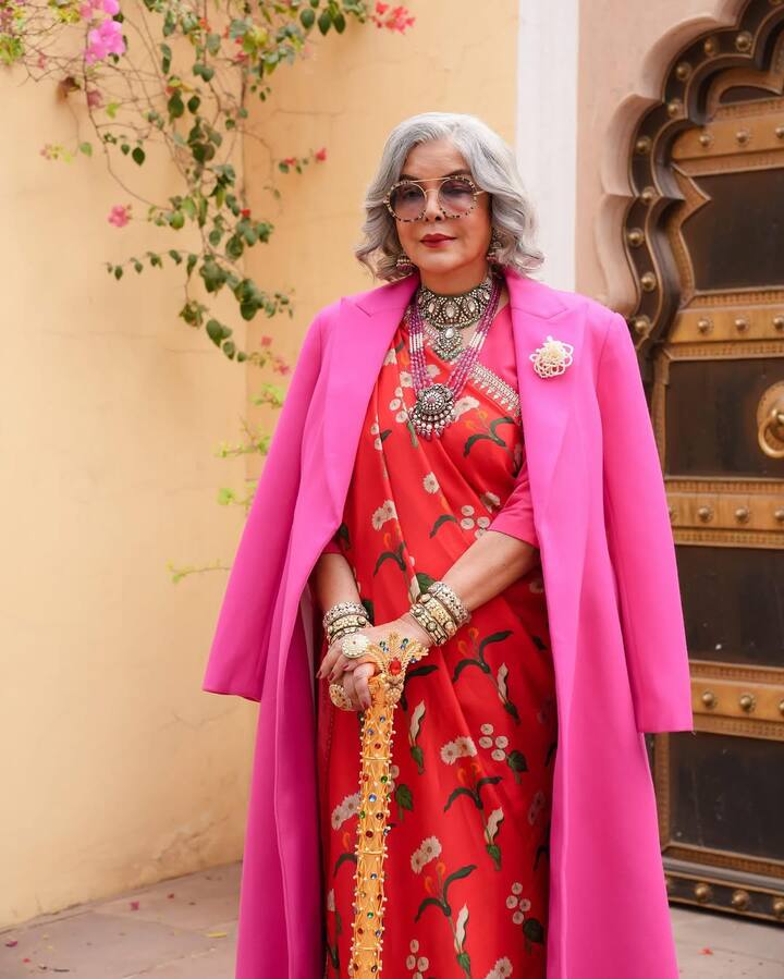 Lunch is the most important meal of Zeenat. It consists of simple and balanced dishes like dal, vegetables and roti. Sometimes she also takes sour dal, potato pea curry, paneer tikka and homemade tomato chutney.