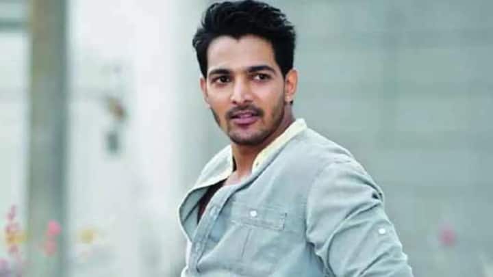 Apart from Bollywood, Harshvardhan Rane has also worked in the Telugu horror film Avunu. This film was released in 2012. In this, Poorna was seen with Harshvardhan.