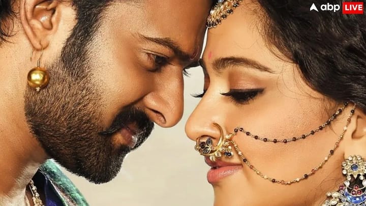 साउथ की पॉपुलर एक्ट्रेस में से एक मानी जाने वाली अनुष्का शेट्टी ने बचपन की पहली लव स्टोरी के बारे में हाल ही में खुलकर बात की है. उनके इस खुलासे को सुन फैंस हैरान रह गए हैं.