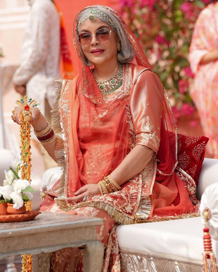 Recently, in a post on Instagram, she told how she remains healthy and fit even at her age. His main mantra is to eat nutritious food to keep both body and mind healthy. She does not follow any fad diet or strict diet.