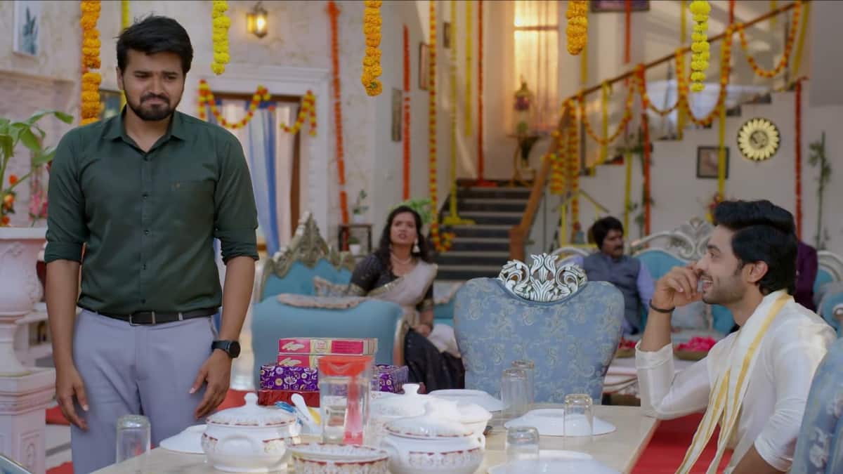 Nindu Manasulu Serial Today October 31st: నిండు మనసులు: మంజుల మనసులో విషం నింపుతున్న విజయానంద్! గణ ఎంట్రీతో సిద్ధూ ఫైర్!
