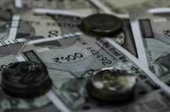 ਹਾਲੇ ਕਿੰਨੀ ਸੈਲਰੀ ਵਾਲਿਆਂ ਨੂੰ ਕੱਟਦਾ PF, ਜਾਣੋ ਕਿੰਨੀ ਲਿਮਿਟ ਕਰਨ ਦੀ ਤਿਆਰੀ ‘ਚ EPFO?