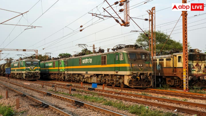 যদি মালগাড়ির কথা বলি তবে এতে মোট 58 থেকে 60 টি বগি থাকে। এদের প্রত্যেকটি বগির দৈর্ঘ্য 10 থেকে 15 মিটার পর্যন্ত হয়।