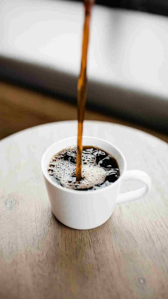 மாதவிடாயின் போது பெண்கள் ப்ளாக் காபி குடிக்கலாமா?