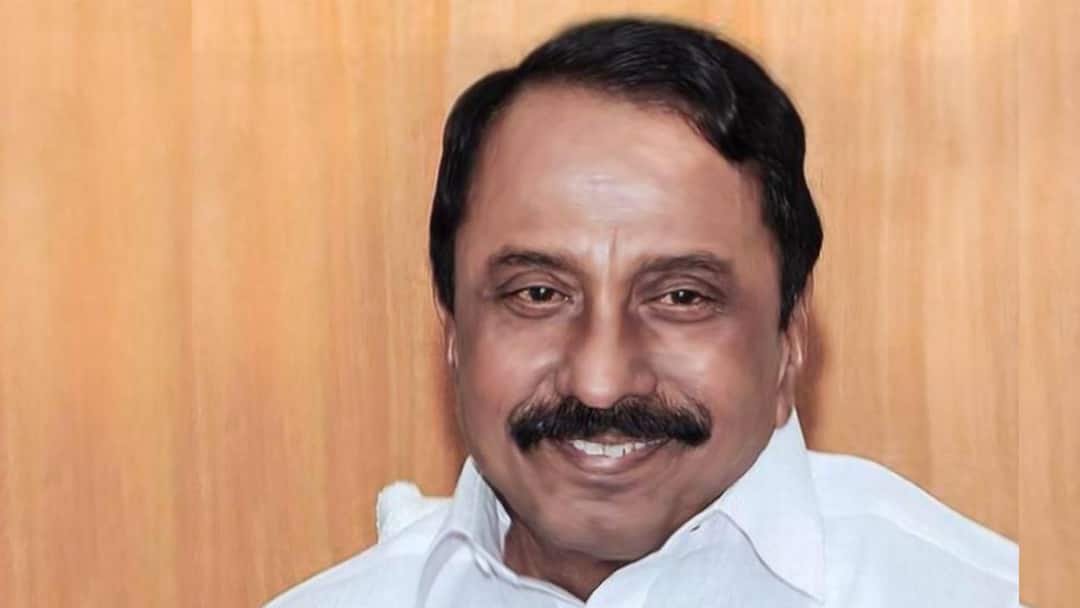 Expelled AIADMK Veteran K A Sengottaiyan To Move Court Against Palaniswami’s Decision Expelled AIADMK Veteran K A Sengottaiyan To Move Court Against Palaniswami’s Decision