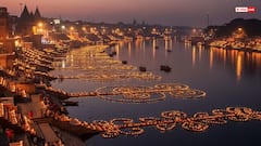 Dev Deepawali 2025: महादेव की नगरी में उतरता है स्वर्ग, जब गंगा घाटों पर जलते हैं करोड़ों दीप