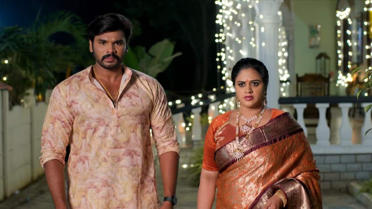 Illu Illalu Pillalu Serial Today November 1st: ఇల్లు ఇల్లాలు పిల్లలు: సందడిగా రామరాజు ఇంట్లో వేడుక! భద్రావతి ప్లానేంటి! ప్రేమ, ధీరజ్‌ ఇకపై ఫ్రెండ్స్!