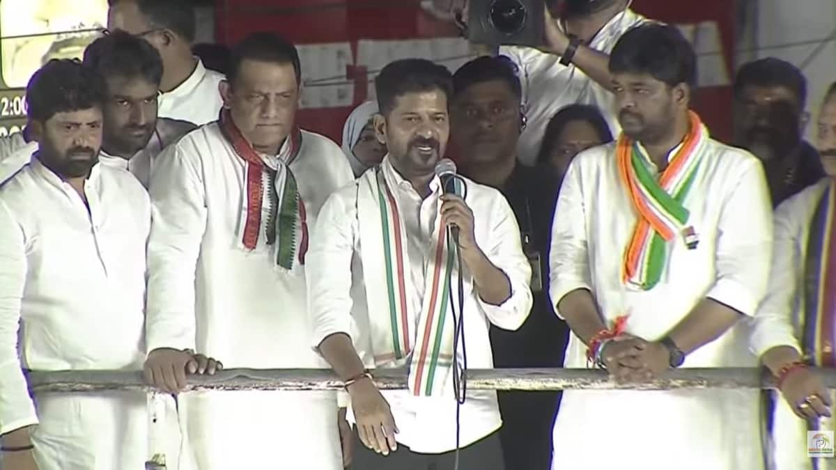 Revanth Reddy: పీజేఆర్ చనిపోతే ఎన్నికలు తెచ్చిన దుర్మార్గుడు కేసీఆర్: సీఎం రేవంత్ రెడ్డి సంచలన వ్యాఖ్యలు