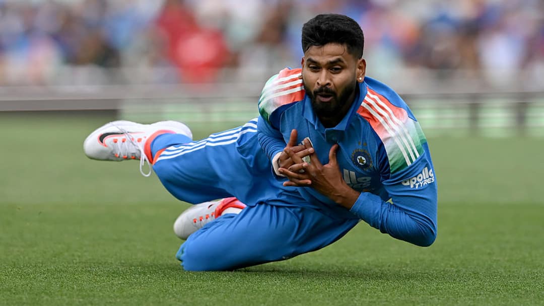 श्रेयस अय्यर को अस्पताल से छुट्टी, बीसीसीआई ने दिया तीसरा मेडिकल अपडेट