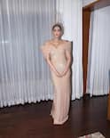 Sonam kapoor Photo: સોનમ કપૂરની ફેશન સેન્સ પર ફિદા થયા ફેન્સ, જુઓ હટકે તસવીરો