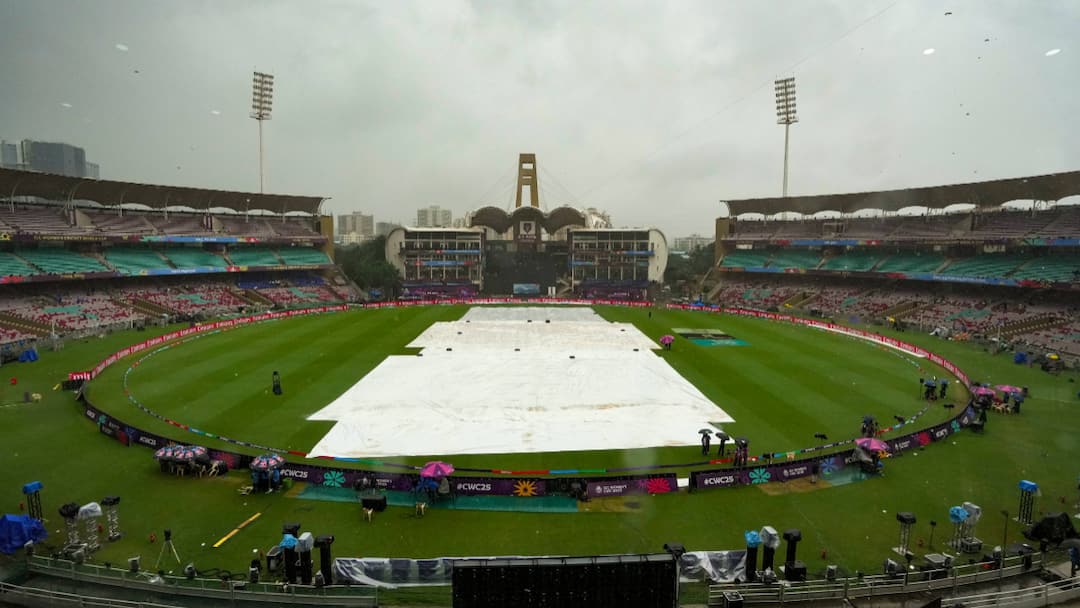 <div>Rain Hits Women's World Cup Final - What Reserve Day Weather Looks Like</div>