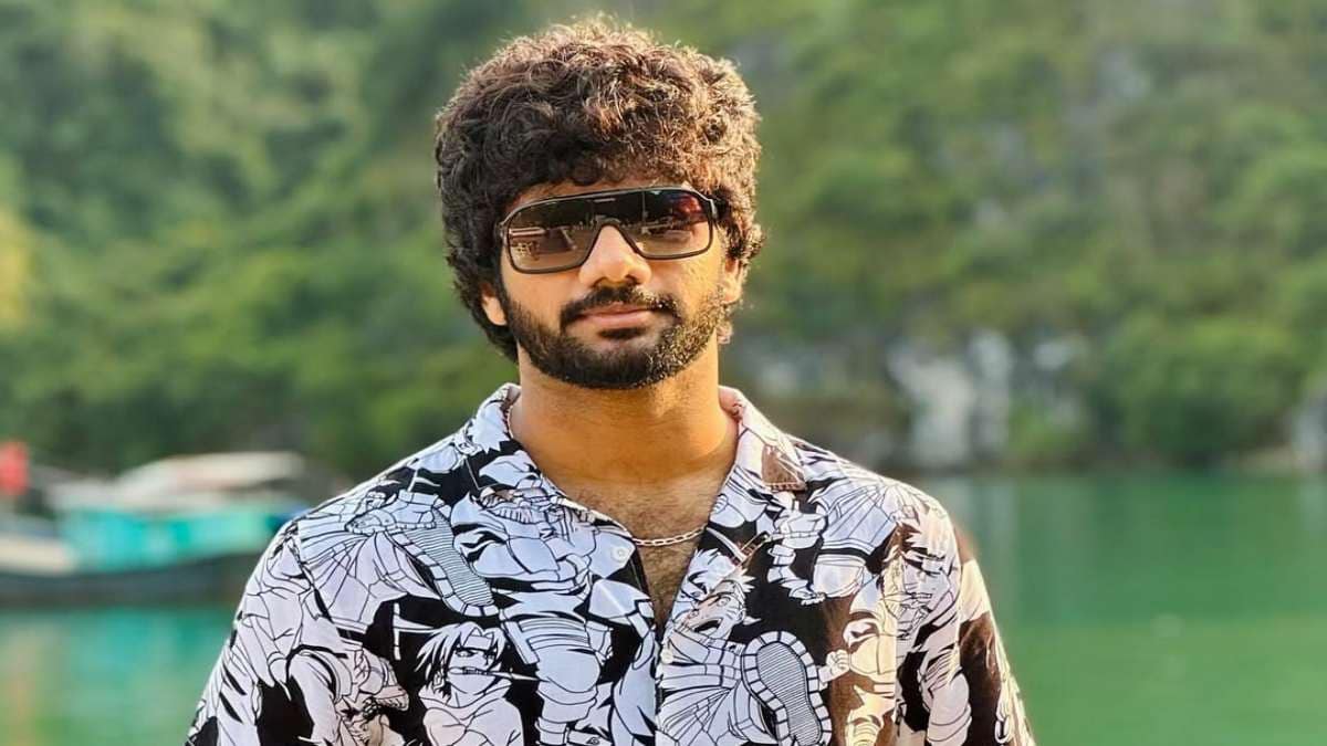 Prasanth Varma : డైరెక్టర్ ప్రశాంత్ వర్మ 100 కోట్లు ఇవ్వాలి - ఫిలిం చాంబర్‌లో 'హనుమాన్' ప్రొడ్యూసర్ కంప్లైంట్