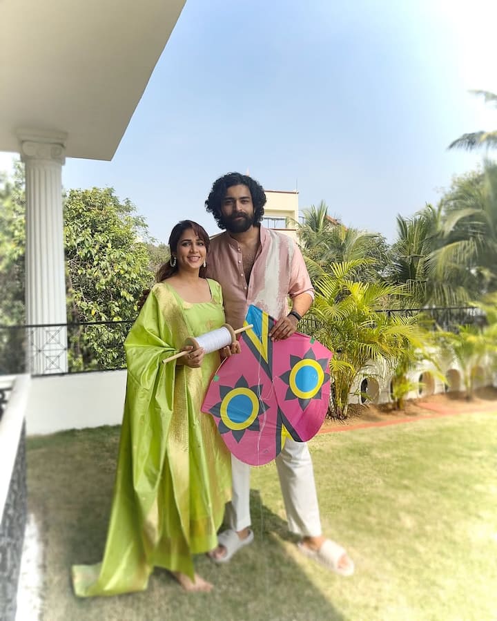 वरुण तेज और लावण्या त्रिपाठी की लव स्टोरी 'मिस्टर' के सेट पर शुरू हुई थी. फिर कपल ने जून 2023 में सगाई और नवंबर 2023 में इटली के टस्कनी में शादी रचा ली थी.