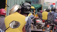 Video: हेलमेट नहीं मिला तो सिर पर कढ़ाई रखे नज़र आया शख्स, पुलिस भी हैरान! बेंगलुरु का वीडियो वायरल
