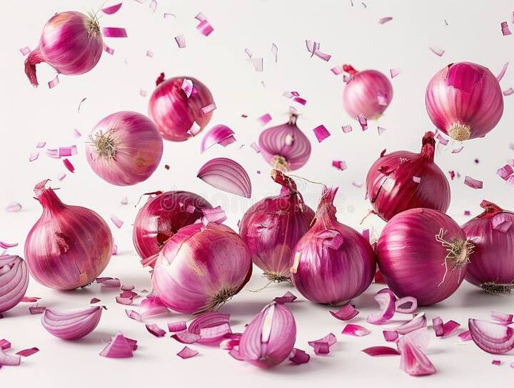 नियमित कांदा खाल्ल्याने कॅन्सरचा धोका कमी होऊ शकतो. कांद्यात मॅग्नेशियम आणि पोटॅशियमही असतात.