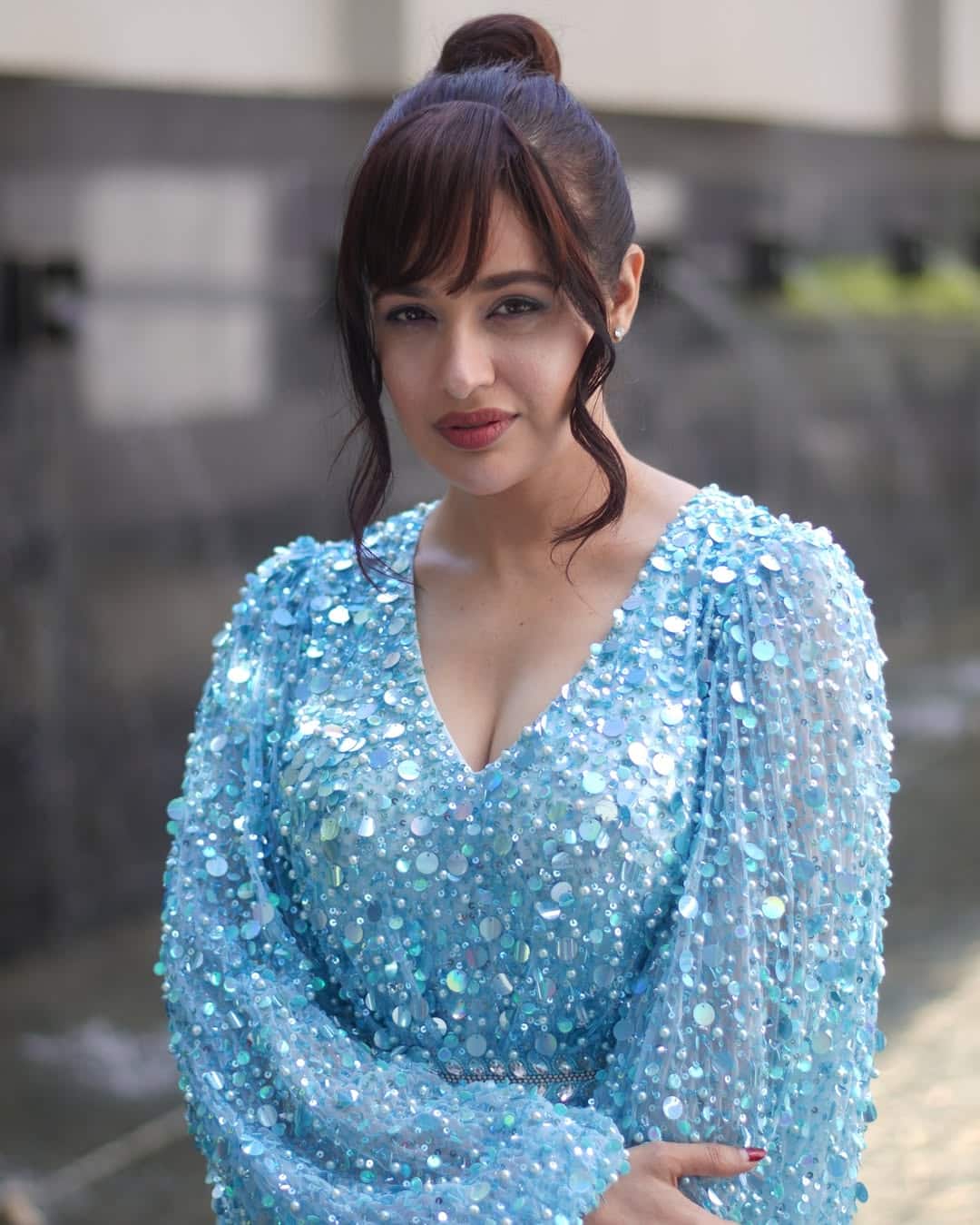 Let us tell you that the girl is married to Prince Narula. Both of them met in Bigg Boss house. Currently the actress is focusing on her personal life.