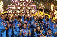 ટીમ ઈન્ડિયાની શાનદાર ઉજવણી, કોચથી લઈને દિગ્ગજ ખેલાડીઓએ ઉઠાવી વર્લ્ડકપ ટ્રોફી, વિક્ટ્રી પરેડની તસવીરો વાયરલ