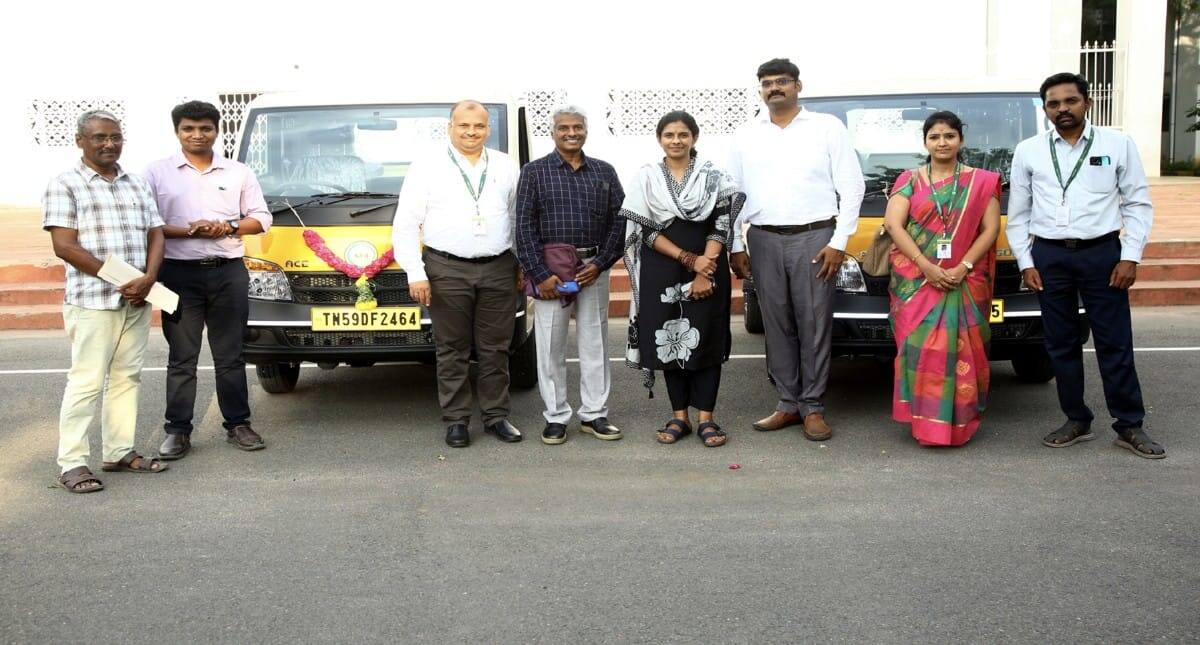 மதுரை மாநகராட்சி அதிரடி.. தெருநாய்கள் தொல்லைக்கு முற்றுப்புள்ளியா? புதிய வாகனங்கள் பயன்பாட்டிற்கு!