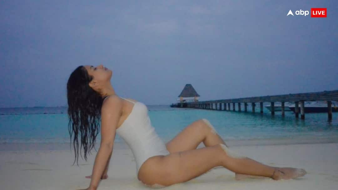 व्हाइट बिकिनी में हुस्न परी बनकर समुद्र में उतरीं अवनीत कौर, तस्वीरों ने हाई किया इंटरनेट का पारा