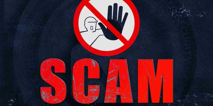 वाइब हैकिंग असल में कृत्रिम बुद्धिमत्ता (AI) और सोशल इंजीनियरिंग का ऐसा संगम है जिसके ज़रिए यूजर की हर ऑनलाइन गतिविधि पर नज़र रखी जाती है. चाहे आप किस तरह के वीडियो देखते हैं किन पोस्ट्स को लाइक करते हैं या किन विषयों पर कमेंट करते हैं हर क्लिक, हर स्क्रॉल एक डेटा पॉइंट बन जाता है.