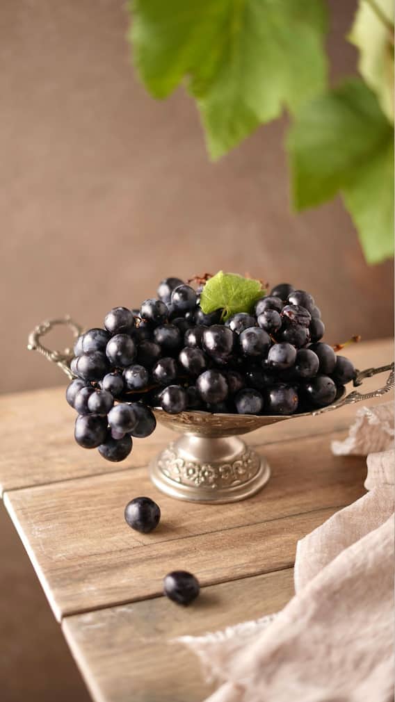 கறுப்பு திராட்சையை சாப்பிட்டால் இவ்வளவு நன்மைகளா?